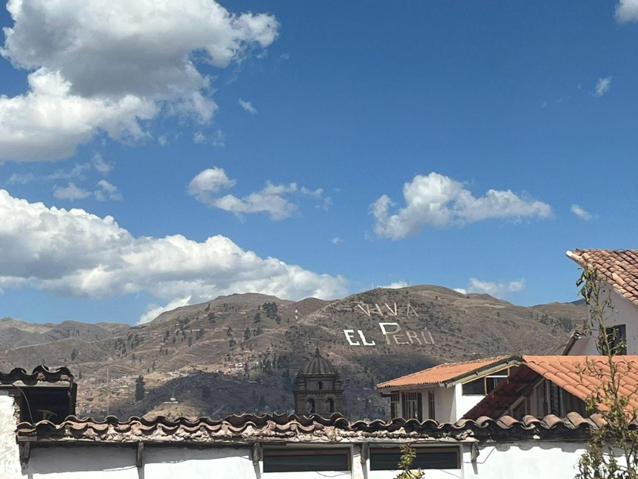 Appartamento Qosqollay Plaza De Armas Cuzco Esterno foto